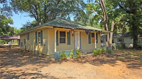 Exterior - 1008 Vine St, Paris, AR 72855 photo 2 of 4