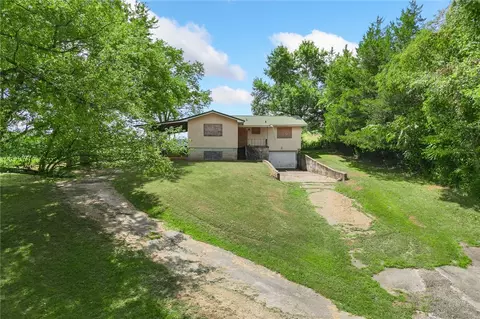 Exterior - 1700 Silver Valley Rd, Harrison, AR 72601 photo 1 of 11