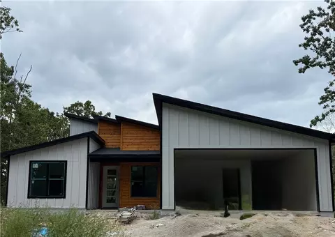 63 Tummell Dr, Bella Vista, AR 72715
