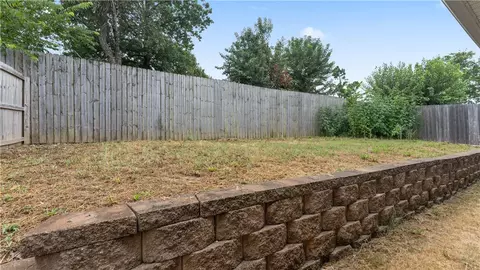 Exterior - 210 E Kara Ln, Rogers, AR 72758 photo 4 of 6