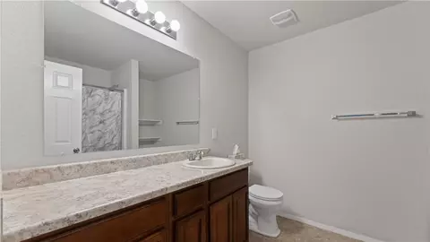 Bath - 210 E Kara Ln, Rogers, AR 72758 photo 2 of 3