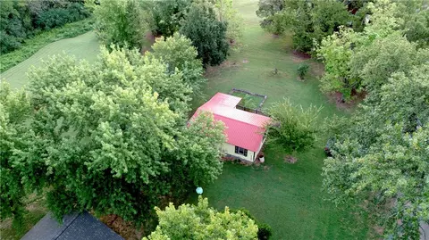 104 Smitherman St, Altus, AR 72821 photo 5