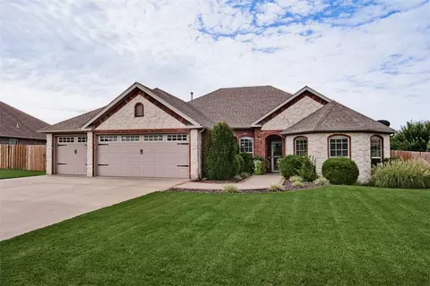 3505 SW Windy Oak Ave, Bentonville, AR 72713