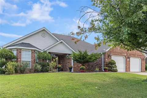 1808 N High Ave, Fayetteville, AR 72704