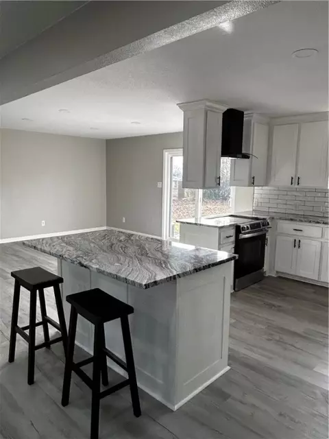 Kitchen - 1703 Walden Dr, Ozark, AR 72949 photo 2 of 6