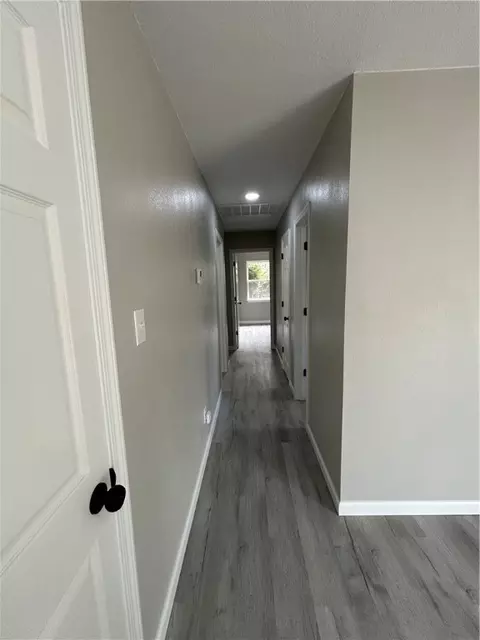 Entry Way - 1703 Walden Dr, Ozark, AR 72949 photo 2 of 2