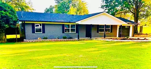Exterior - 1703 Walden Dr, Ozark, AR 72949 photo 2 of 2
