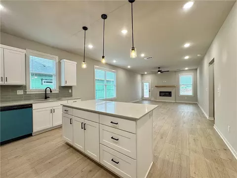Kitchen - 3868 Tranquility St, Springdale, AR 72764 photo 4 of 5