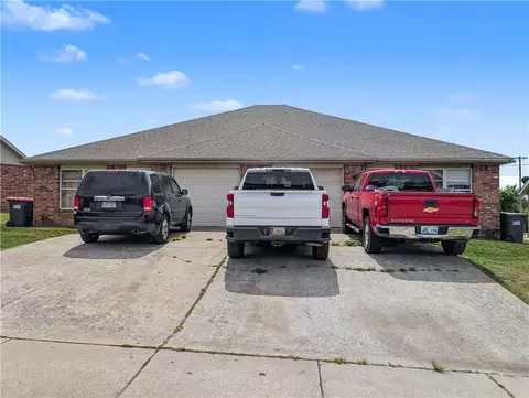 2361 Rim Rock Ave #A & B, Springdale, AR 72764