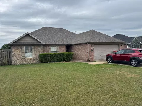 1483 Leesburg Ave, Springdale, AR 72764