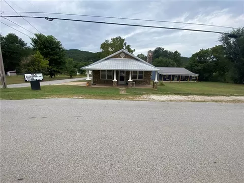 Exterior - 514 W Clark, Jasper, AR 72641 photo 7 of 7
