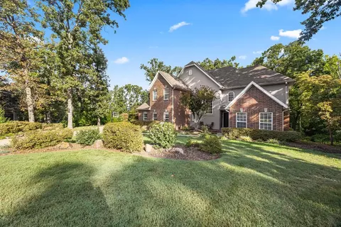 4 Asheton St, Bentonville, AR 72712