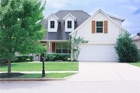 4695 Bittersweet Dr, Fayetteville, AR 72704
