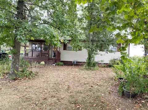 109 Brewer St, Harrison, AR 72601