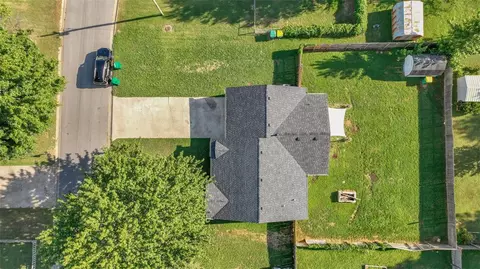 327 Township Dr, Centerton, AR 72719 photo 5