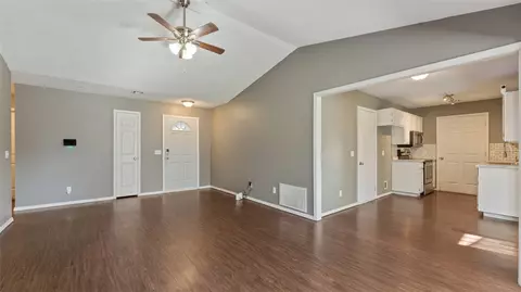 327 Township Dr, Centerton, AR 72719 photo 10