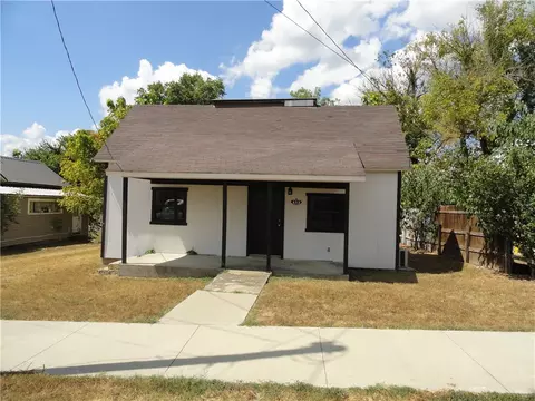 Exterior - 405 Oak St, Leslie, AR 72645 photo 2 of 14
