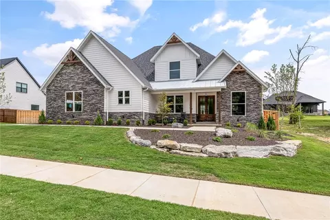 3610 Bridger Ln, Bentonville, AR 72712