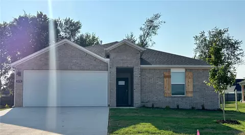 579 Arizona St, Farmington, AR 72730