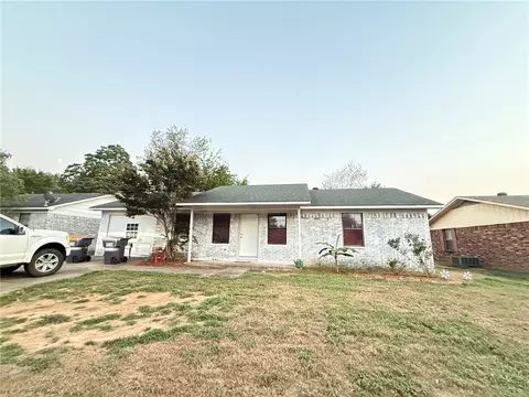 1306 E L St, Russellville, AR 72801