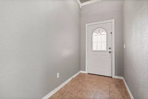 313 Eclipse St, Lowell, AR 72745 photo 3