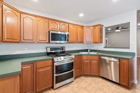 313 Eclipse St, Lowell, AR 72745 photo 9