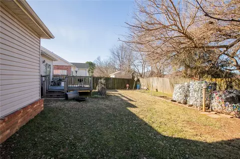 Exterior - 1253 Apache Trl, Springdale, AR 72764 photo 4 of 8