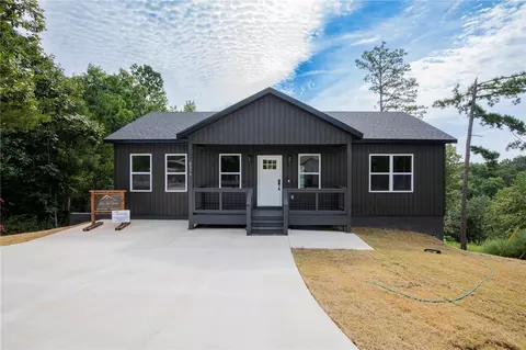 8236 Chestnut Dr, Rogers, AR 72756