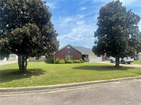5 Arrowhead Ln, Clarksville, AR 72830