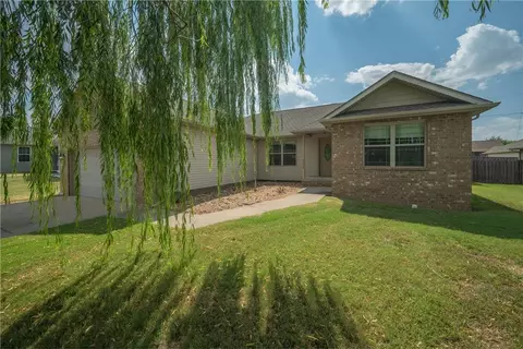 2028 Texas Ave, Joplin, MO 64804