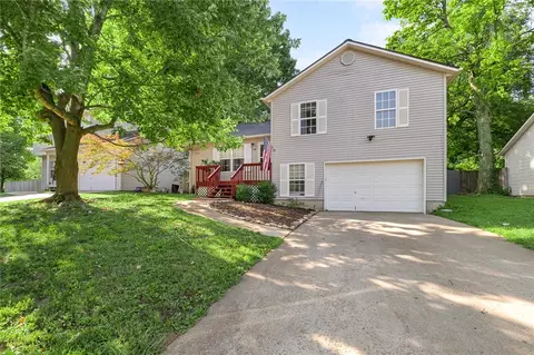 Exterior - 308 Murphy Dr, Harrison, AR 72601 photo 2 of 5