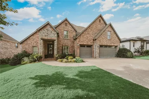 4807 S Inglewood Rd, Rogers, AR 72758