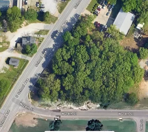0 24th S School, Fayetteville, AR 72701