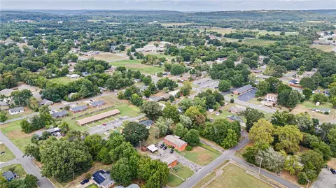901 E St, Russellville, AR 72801 photo 6