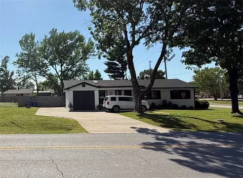1197 Bella Vista Rd, Bentonville, AR 72712