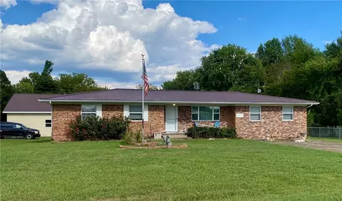 2340 Cottonwood Rd, Harrison, AR 72601