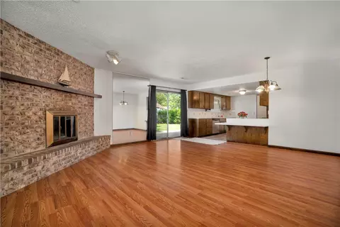 Living - 2706 Eidson St, Springdale, AR 72762 photo 2 of 3