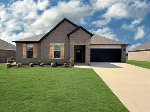 400 W Taverner Xing, Farmington, AR 72730