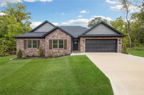 6 Burnmouth Pl, Bella Vista, AR 72715