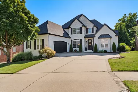 6207 W Valley View Rd, Rogers, AR 72758