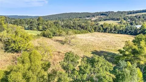 1506 Madison 6555, Huntsville, AR 72740