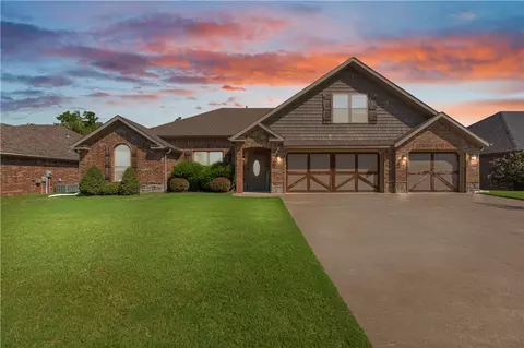 1508 Parkside Cir, Cave Springs, AR 72718