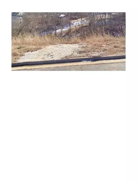 3000 NE Doyle Dr, Bentonville, AR 72712