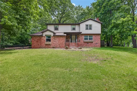2825 E Inwood Ln, Fayetteville, AR 72701