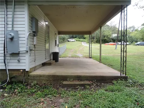 Exterior - 104 Boyd Cir, Marshall, AR 72650 photo 4 of 12