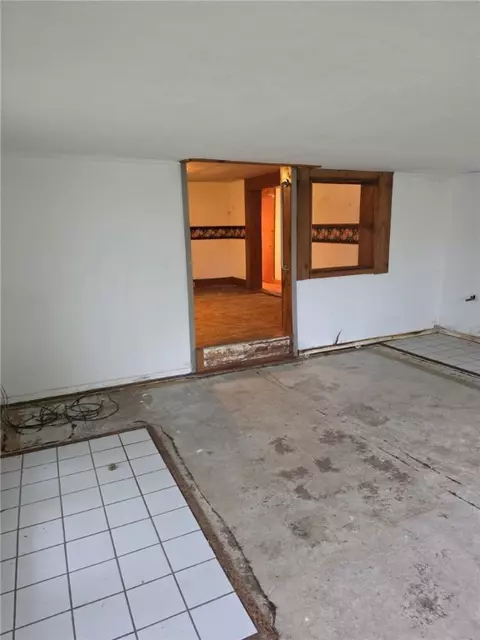 406 SW 1st St, Gentry, AR 72734 photo 11