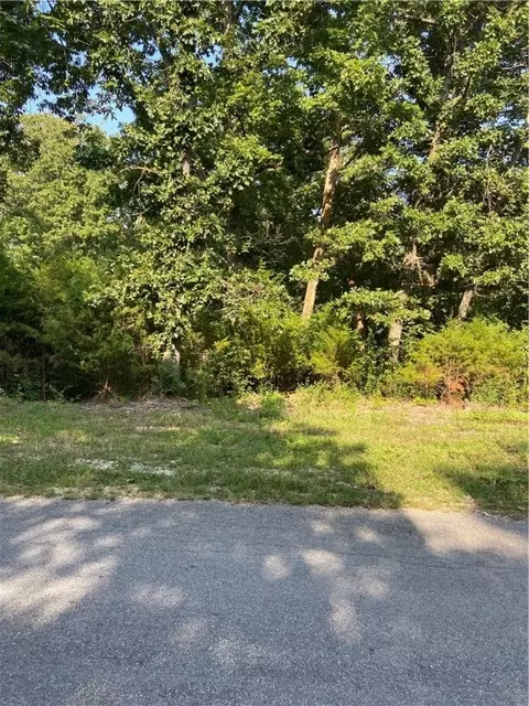 Porlock Lane, Bella Vista, AR 72715