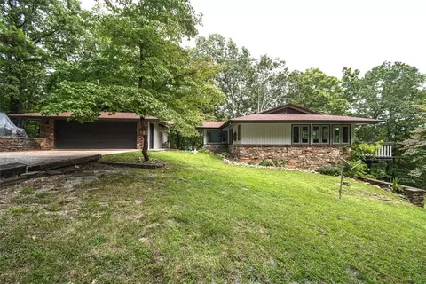 826 Running Water Trl, Kansas, OK 74347