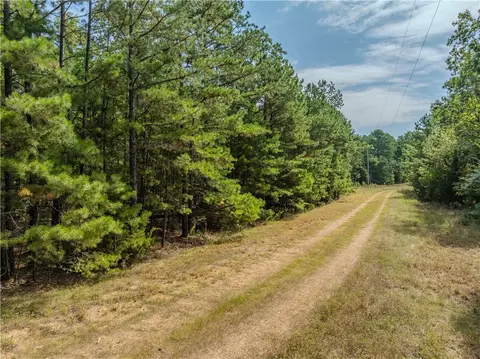 Ravenwood Lane, Yellville, AR 72687