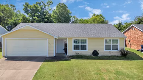 2308 S 17th Pl, Rogers, AR 72758
